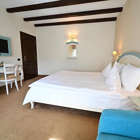 Natura Family Resort Авриг Екстериор снимка