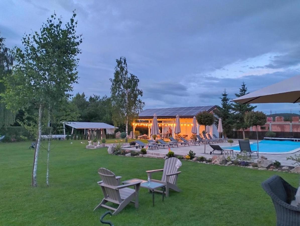 Natura Family Resort Авриг Екстериор снимка