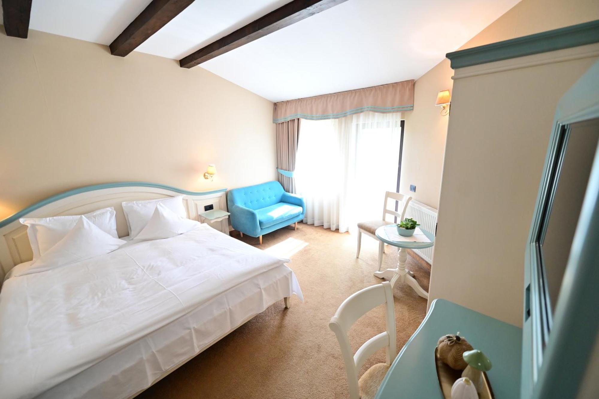 Natura Family Resort Авриг Екстериор снимка