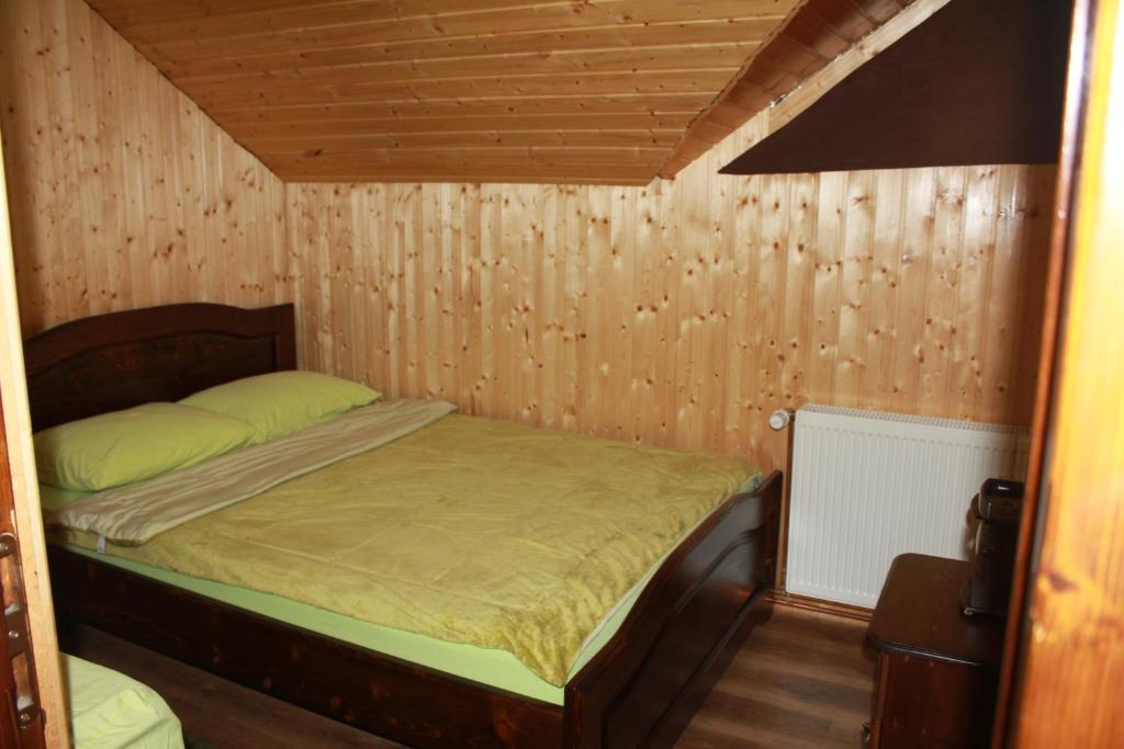 Natura Family Resort Авриг Стая снимка